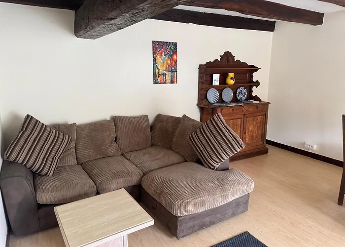 Comfortable Countryside Gite Access To Jacuzzi