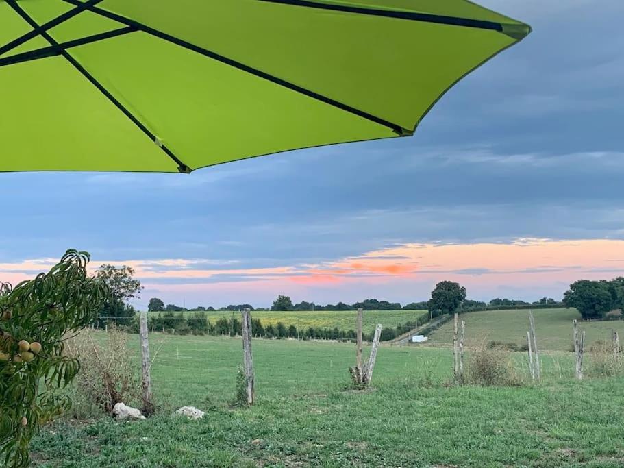 Comfortable Countryside Access To Jacuzzi Hébergement de vacances Asnois (Vienne)
